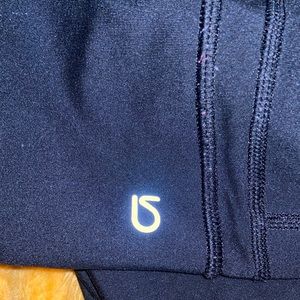 Gap blackout tech leggings